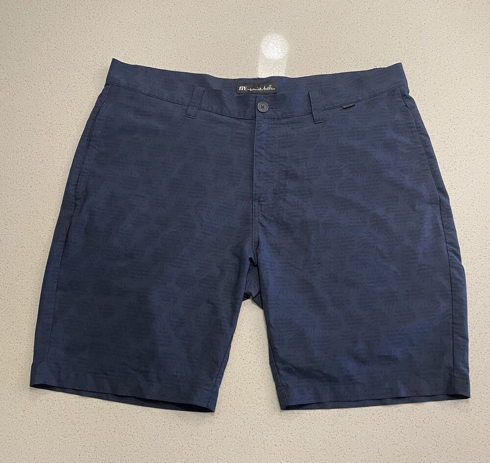 Travis Mathew Boat Snacks Shorts in Heather Blue Nights Size 38 Golf